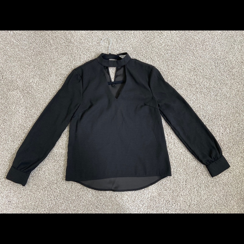 UO black choker v-neck blouse